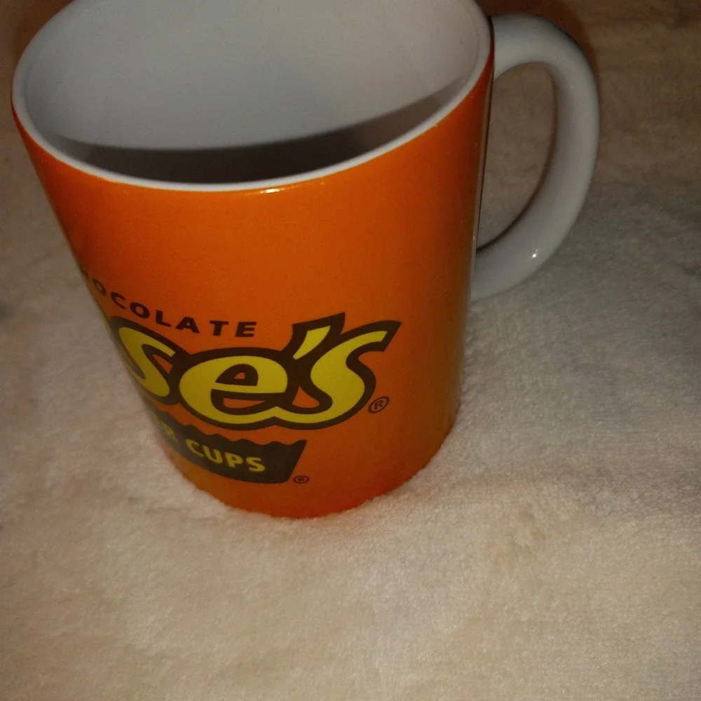 Reese's Peanut Butter Cup Coffee Mug Coffee Cup 2013 Billco International